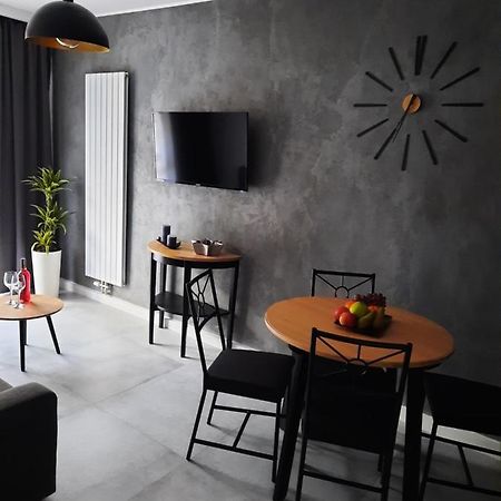 Krysztal A10, Garaz Apartment คาร์ปัตซ์ ภายนอก รูปภาพ